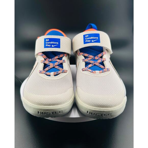 Nike Team Hustle D10 SE Low Desert Sand - DD1882-001 Sz 2 - Picture 2 of 6